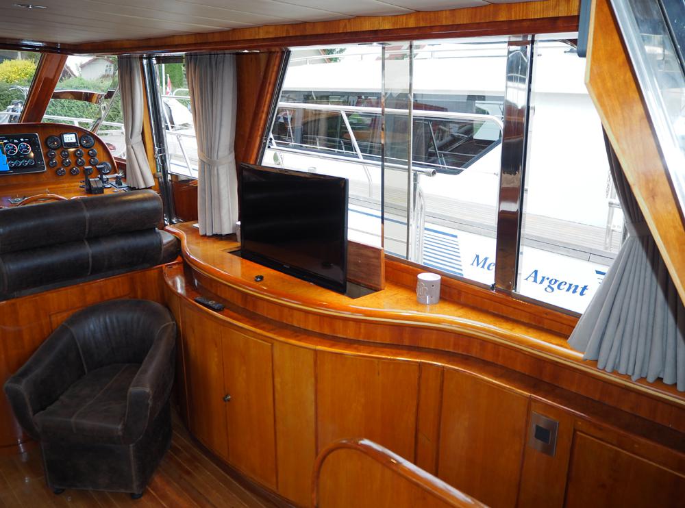 Wheelhouse, Accommodation